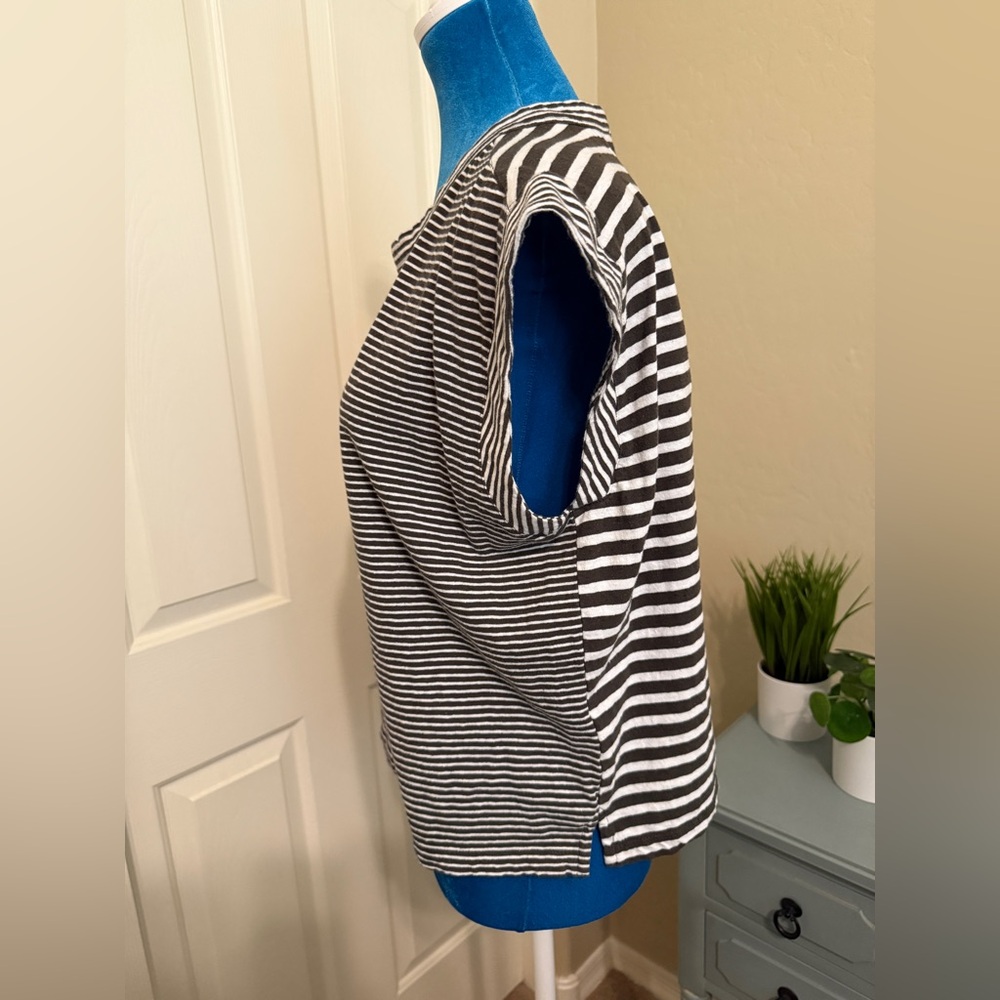 Madewell Soft Black and White Striped Short Sleeve Top - Picture 4 of 6
